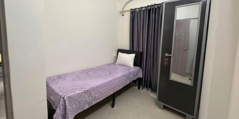 2 Sharing Room, Rental Rooms