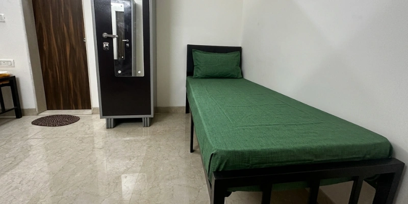 4 Sharing Room, Rental Rooms