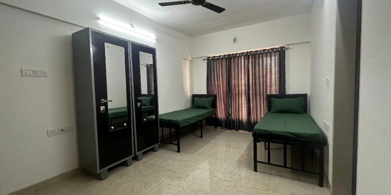 2 Sharing Room, Rental Rooms